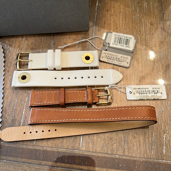 Michele Serein Diamond Gold Watch - Picture 4 of 10